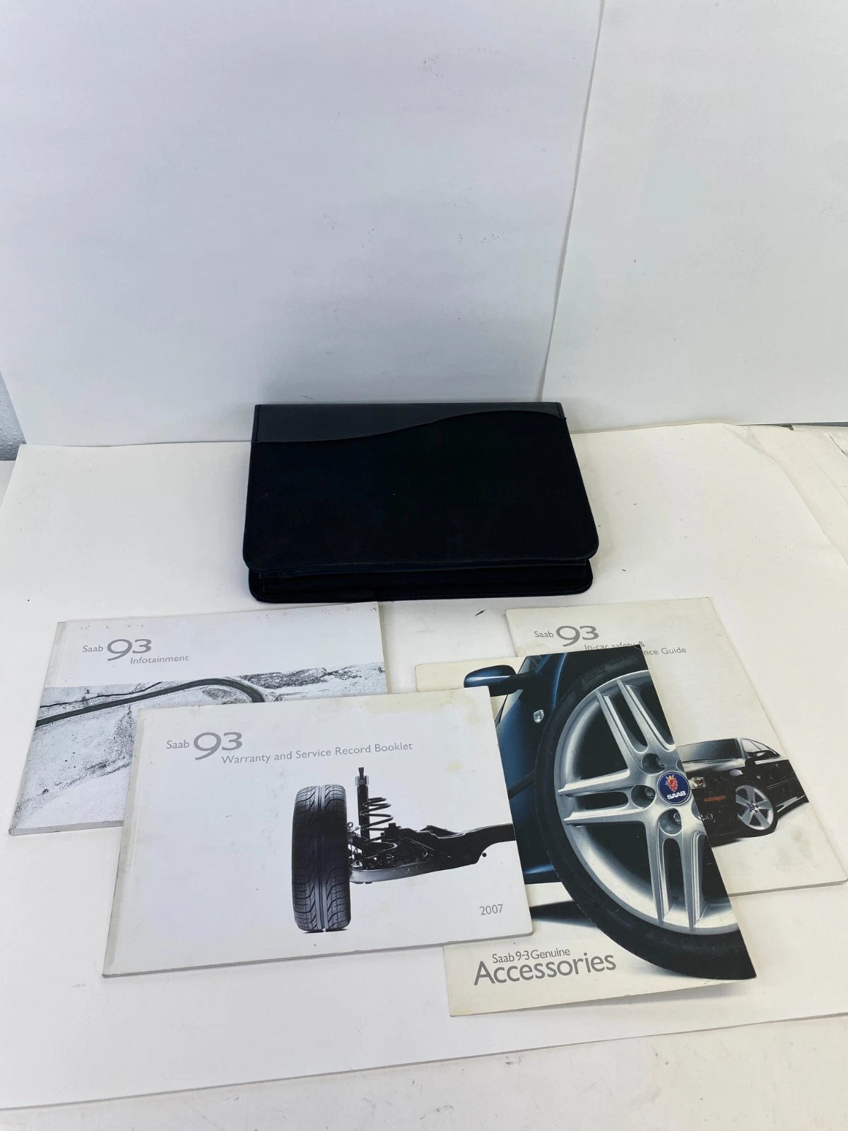 2007 07 SAAB 9-3 OWNERS MANUAL CONSUMER INFOTAINMEN WARRANTY BOOK W/ CASE OEM