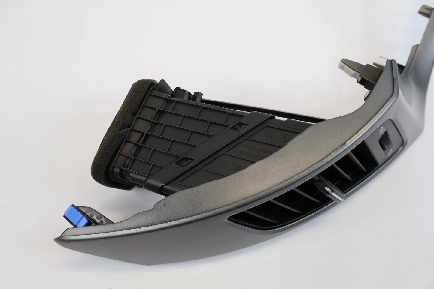 2014-2016 HYUNDAI ELANTRA DASH CENTER RIGHT SIDE AIR VENT GRILLE 97420-3XAA0 OEM