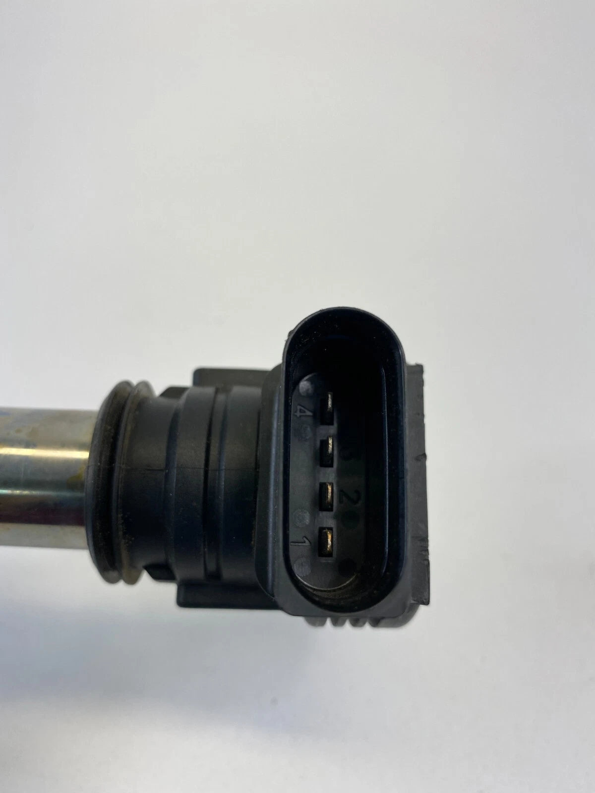 2005-2018 VOLKSWAGEN JETTA 2006-2014 VW PASSAT IGNITION COIL 07K-905-715-E OEM
