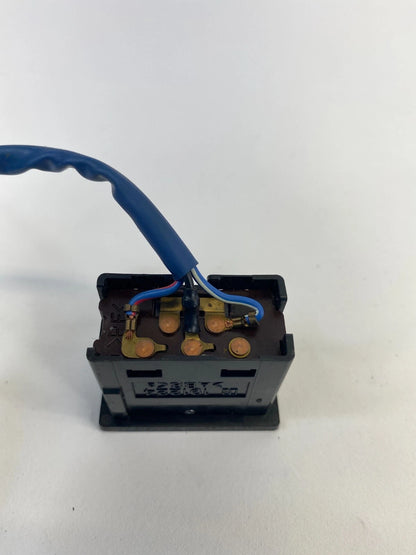 1996-2002 TOYOTA 4RUNNER REAR AC BLOWER HEATER CONTROL SWITCH BUTTON 2242Z26 OEM