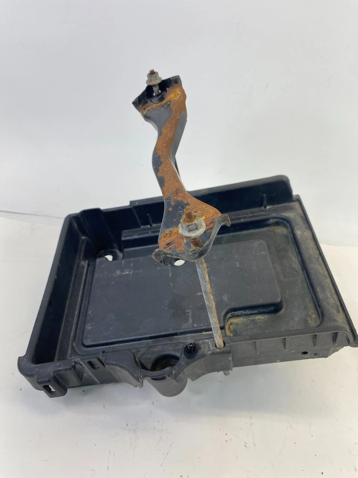 2013-2019 Ford Police Interceptor Sedan 3.5L V6 AT Battery Tray Holder Bracket