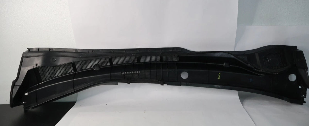 2011-2020 TOYOTA SIENNA WINDSHIELD WIPER COWL COVER PANEL GRILLE OEM
