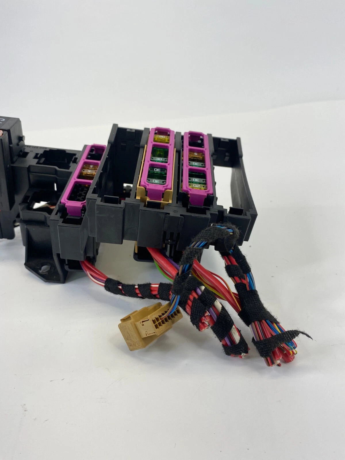 2009-2016 AUDI A4 QUATTRO 2.0L A/T REAR TRUNK FUSE RELAY BOX FUSEBOX BLOCK OEM