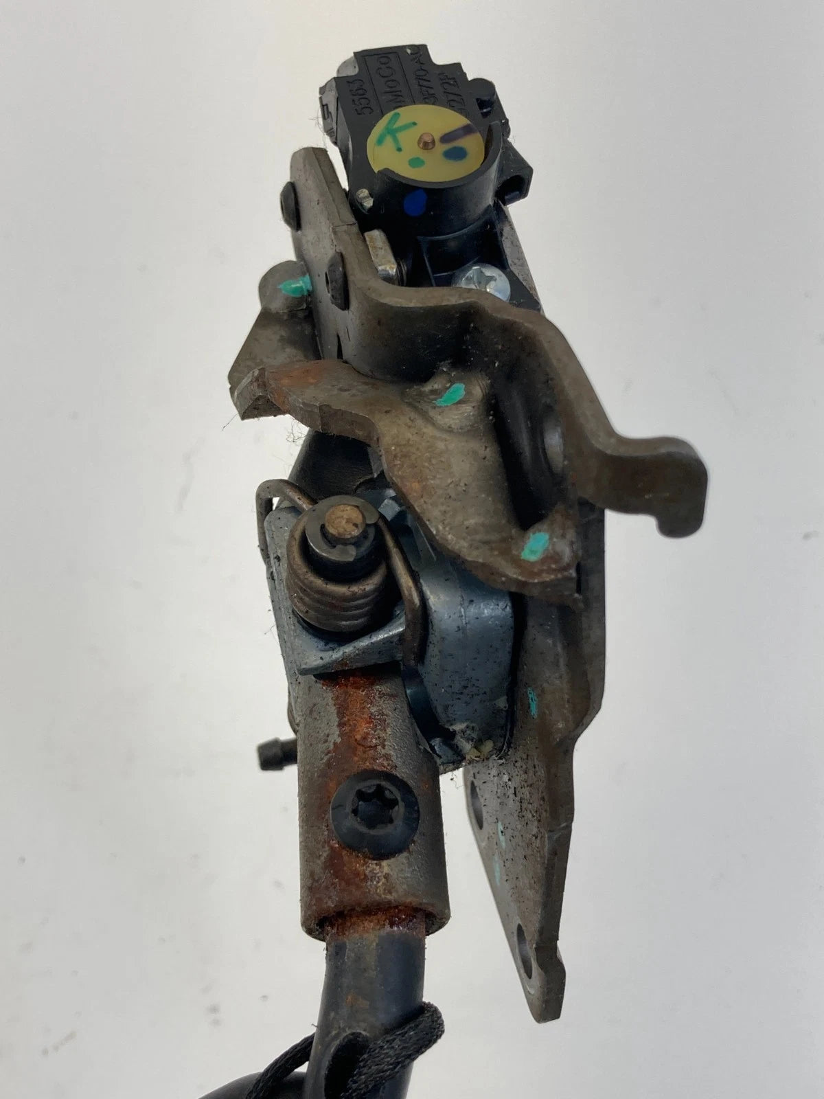 13-19 FORD POLICE INTERCEPTOR UTILITY BASE AT COLUMN SHIFTER LEVER CC34-3F770-AC