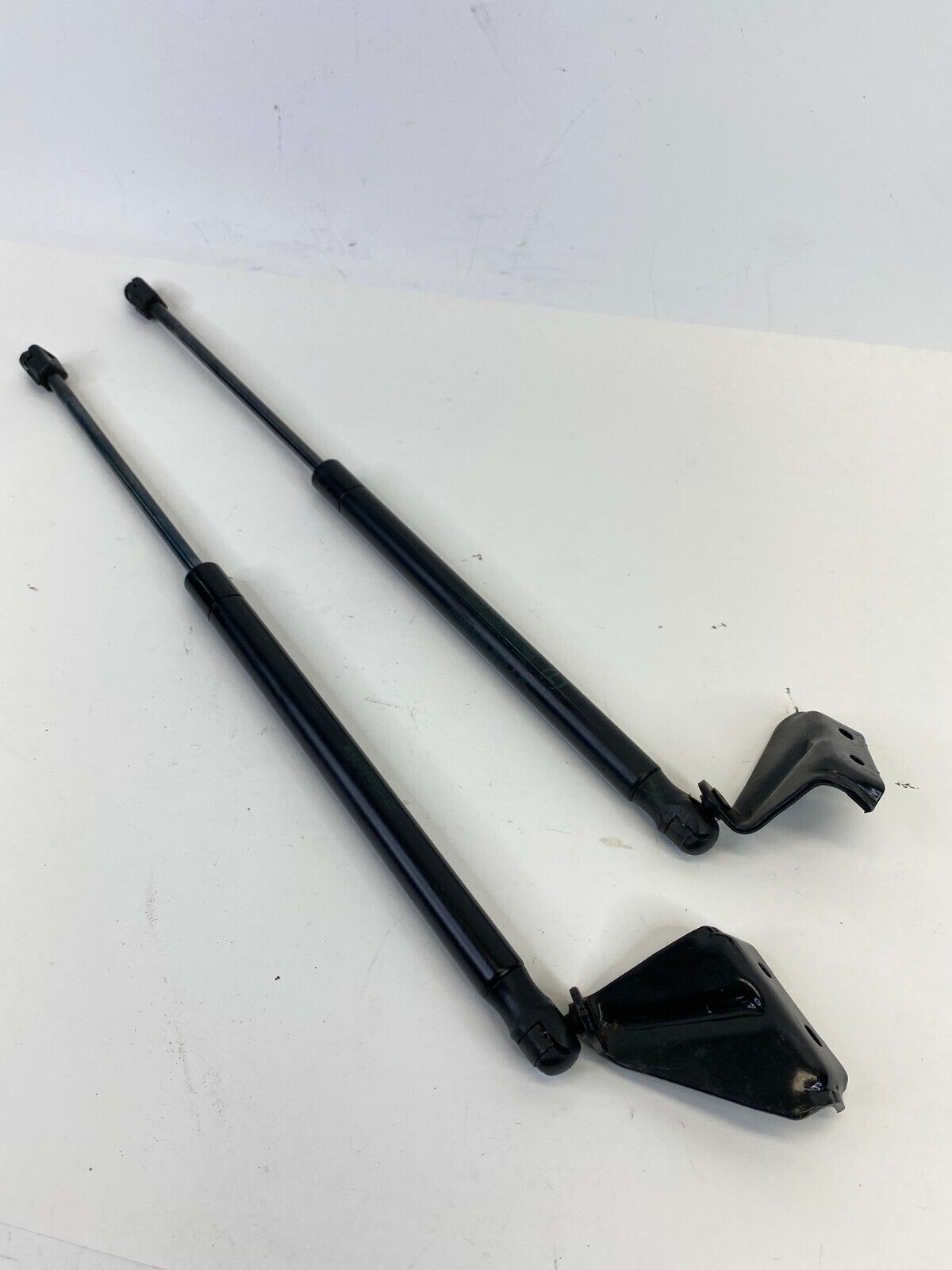 2008 2009 2010 2011 2012 Ford Escape Rear Trunk Shock Strut Support Set Pair OEM