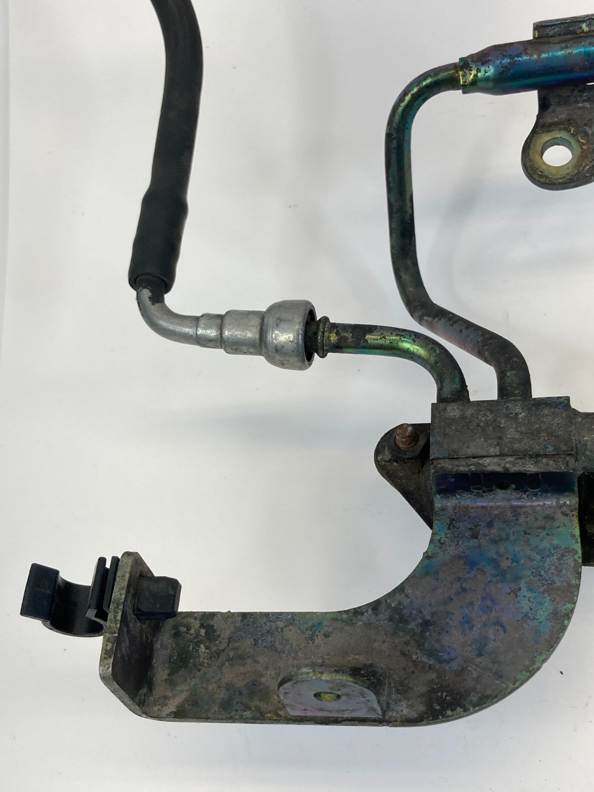 2004-2006 Nissan Altima 3.5L V6 A/T Engine Fuel Injection Rail W/ Injectors Assy