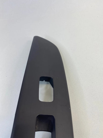 2010-2013 HYUNDAI TUCSON FRONT RIGHT WINDOW SWITCH BEZEL COVER TRIM 383511-1110