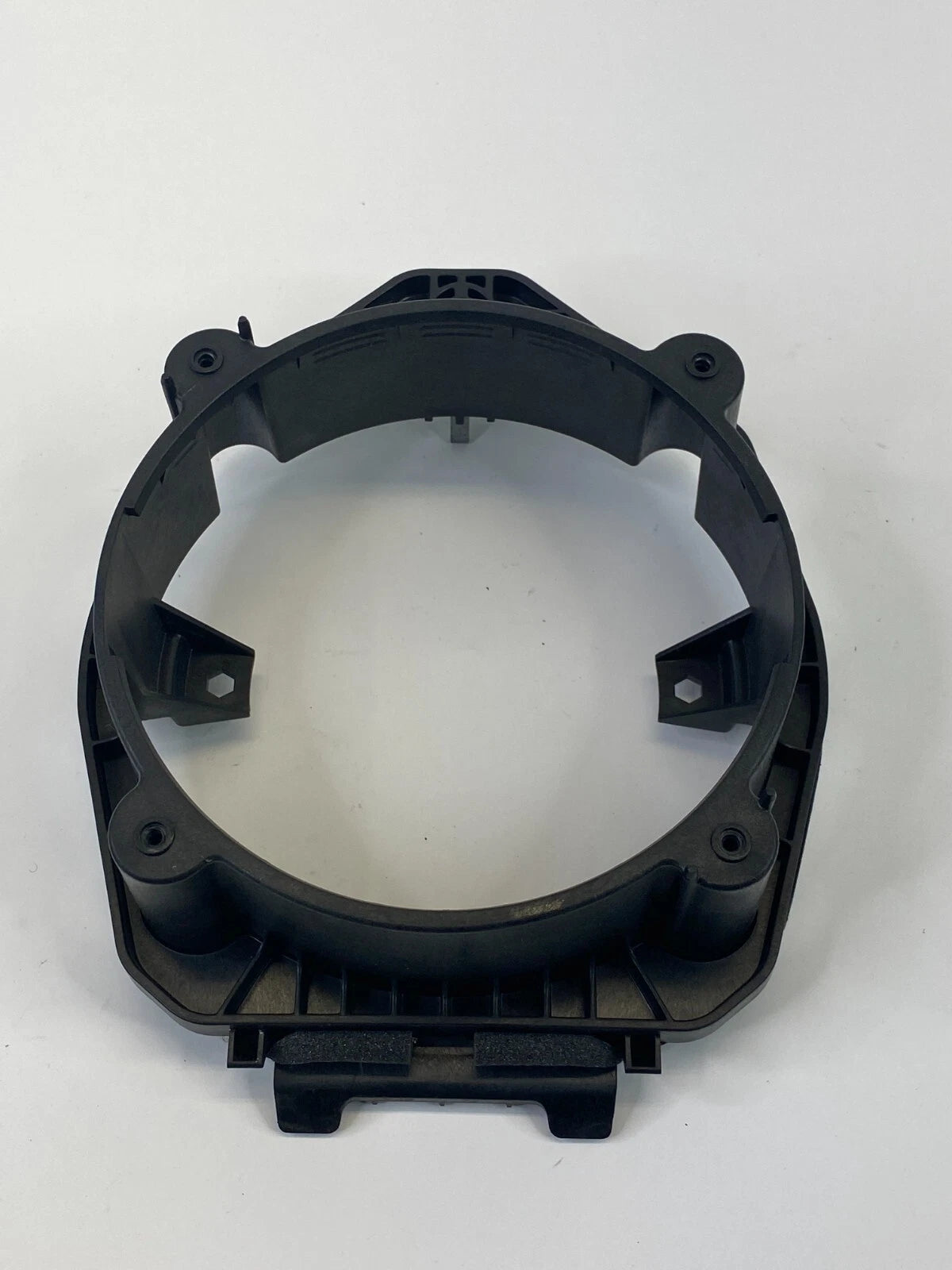 09-17 CHEVY TRAVERSE FRONT RIGHT PASSENGER DOOR SPEAKER MOUNT ADAPTER BRACKET