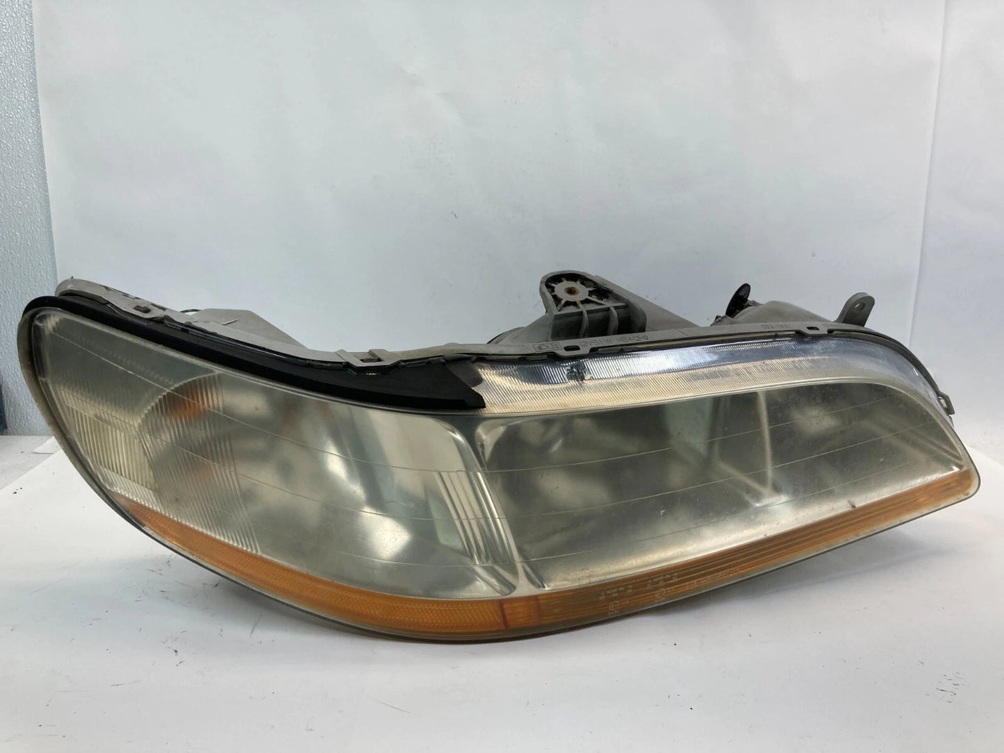 1998 1999 2000 HONDA ACCORD SEDAN FRONT RIGHT PASSENGER HEADLIGHT HEADLAMP OEM