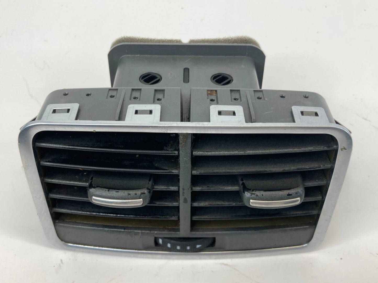 2007-2011 AUDI A6 QUATTRO REAR CENTER CONSOLE AIR VENT GRILLE 4F0-819-203-B OEM