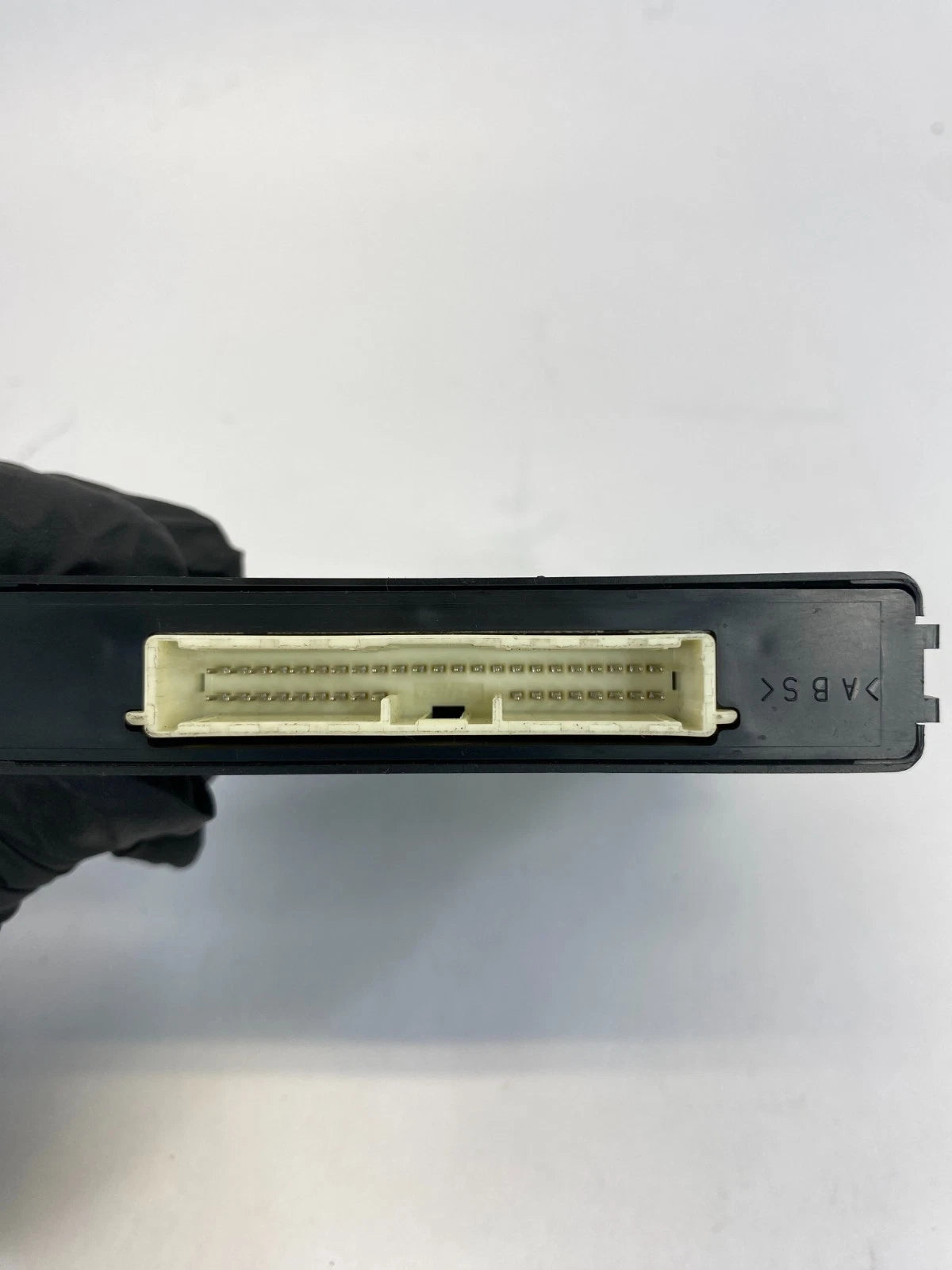 2006-2013 LEXUS IS250 IS350 IS F POWER SUPPLY SOURCE CONTROL MODULE 89670-53090