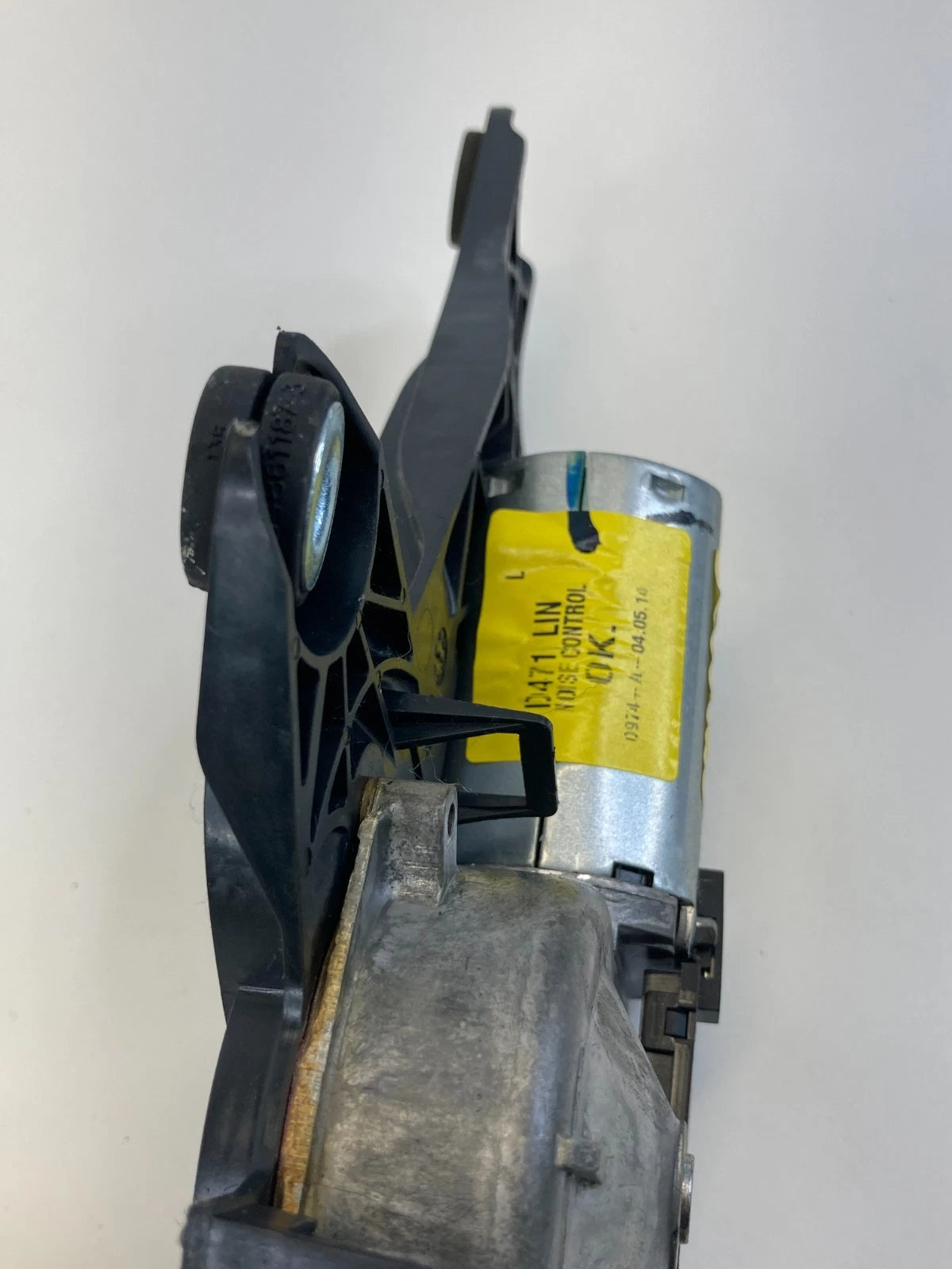 13 14 15 16 17 18 19 Ford Flex Liftgate Rear Wiper Motor DA83-17404-AA OEM