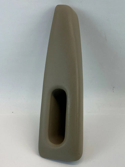 2006-2008 KIA OPTIMA FRONT RIGHT DOOR ARMREST PULL HANDLE 82740-2G000 OEM