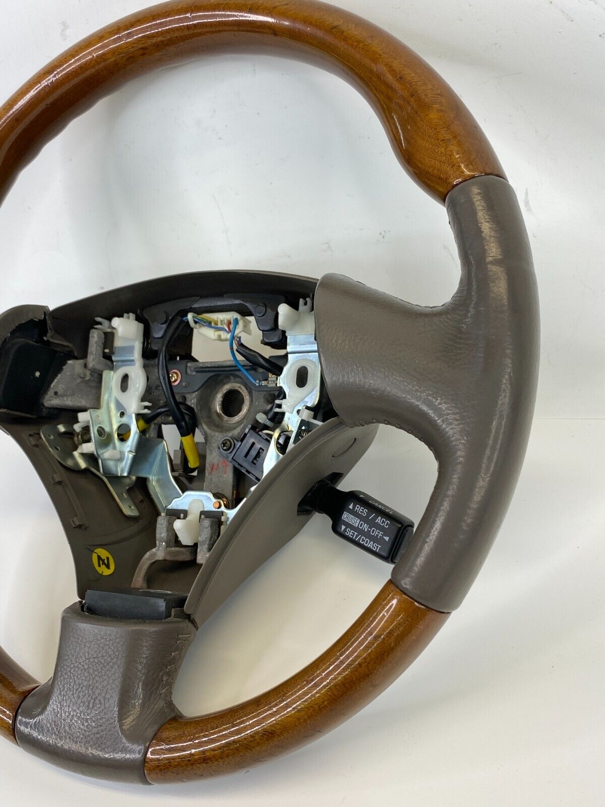 2001 2002 2003 Lexus RX300 Steering Wheel w/ Cruise Control Switch OEM