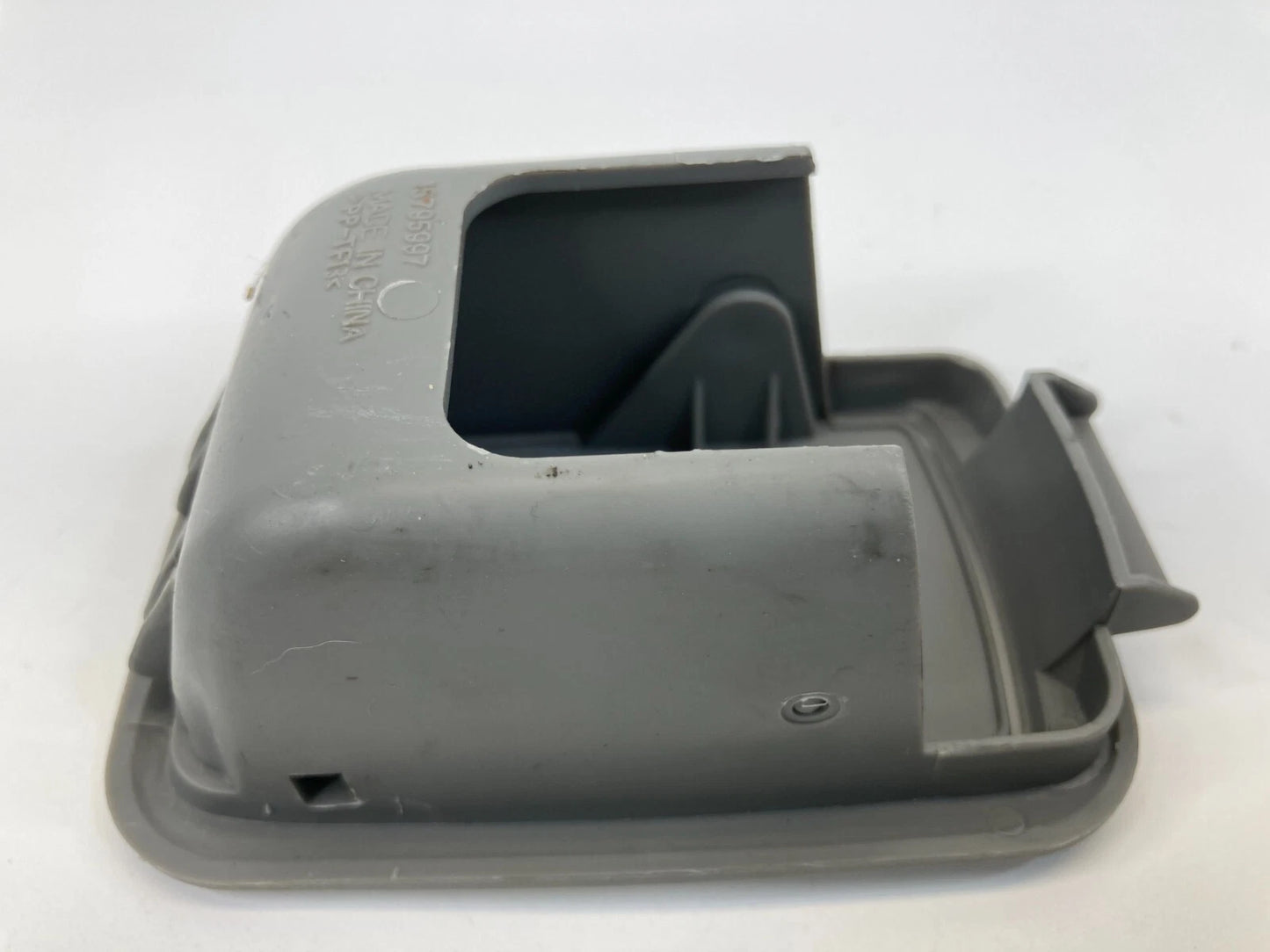 06-13 CHEVROLET IMPALA REAR DECK CHILD SEAT ANCHOR COVER TRIM 15795997 OEM