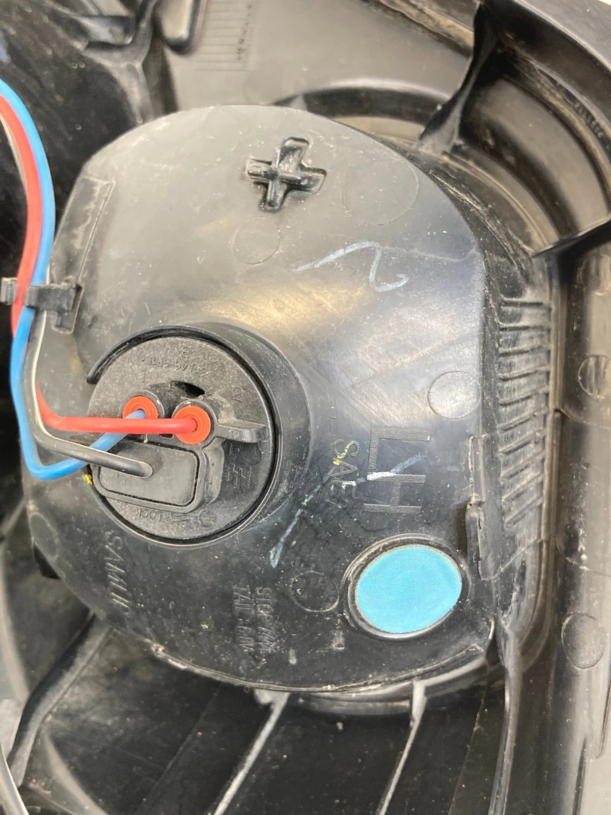 2012-2016 CHEVROLET CHEVY SONIC REAR LEFT DRIVER TAILLIGHT TAIL LIGHT 96830981