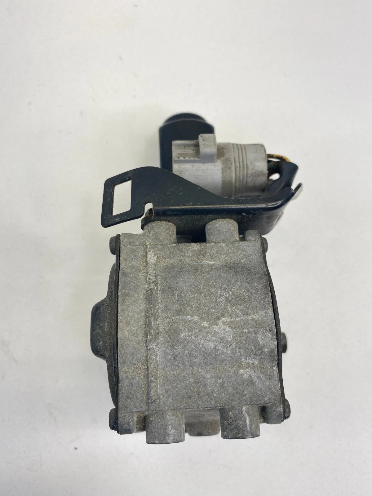 92-96 TOYOTA CAMRY 2.2L AT CRUISE SPEED CONTROL SERVO ACTUATOR 88200-33020 OEM