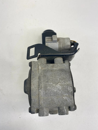 92-96 TOYOTA CAMRY 2.2L AT CRUISE SPEED CONTROL SERVO ACTUATOR 88200-33020 OEM