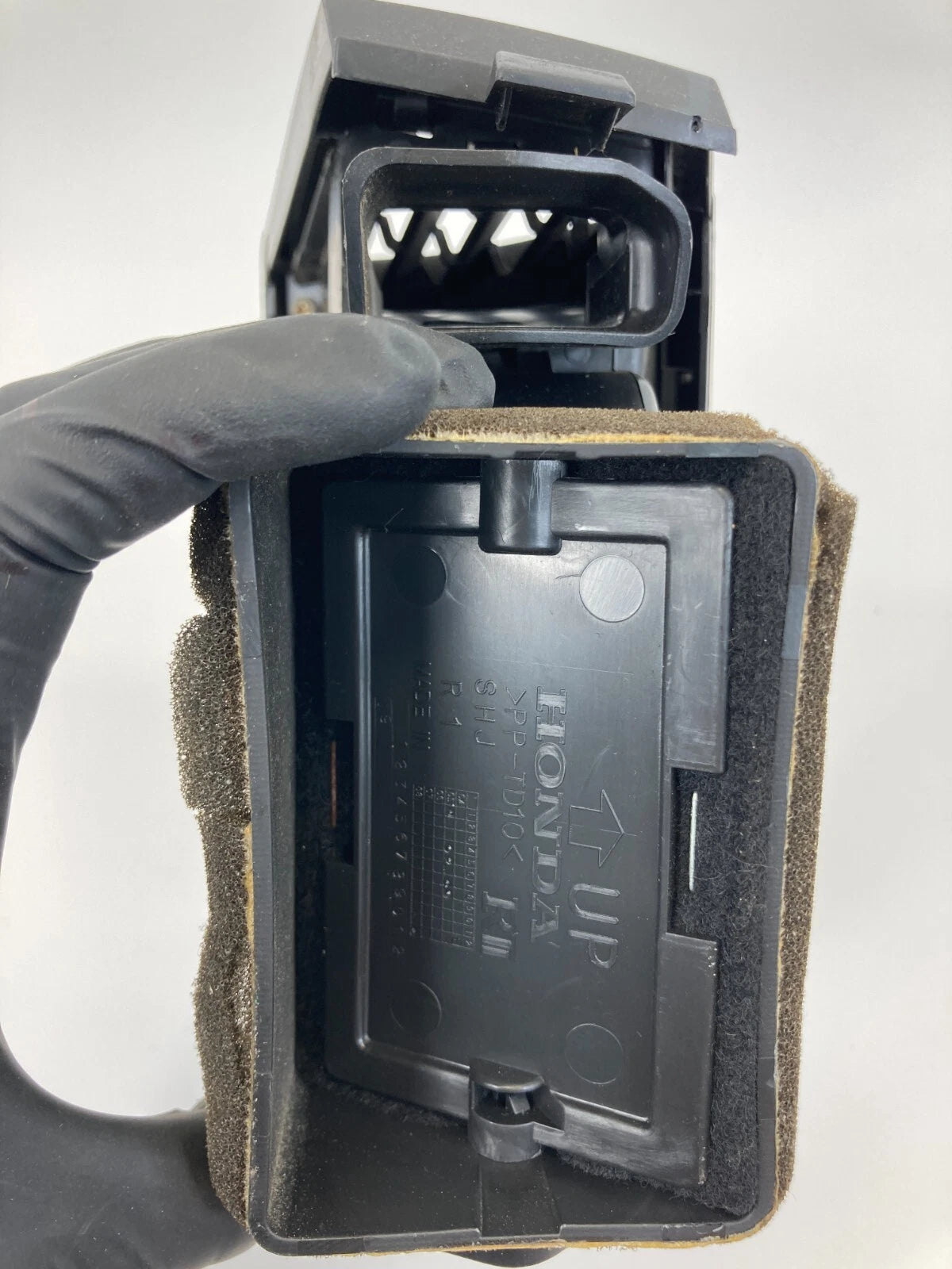 05-10 HONDA ODYSSEY DASH RIGHT SIDE AC AIR VENT GRILLE OUTLET 77610-SHJ-A0 OEM