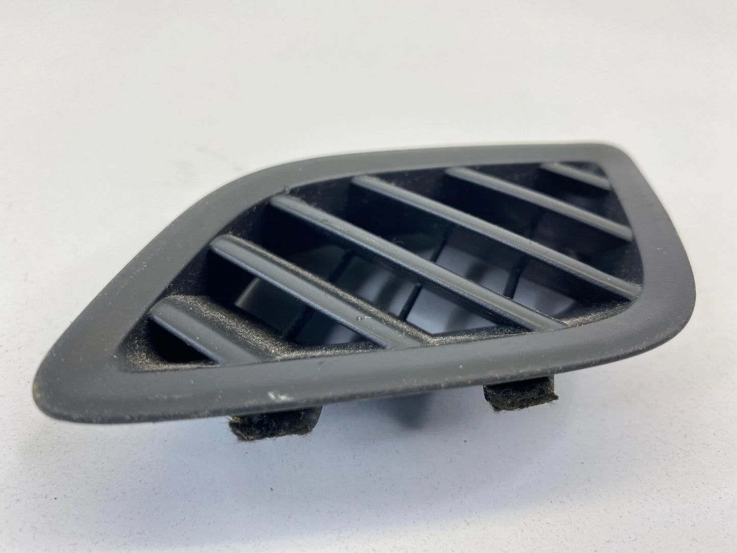 2015-2019 HYUNDAI SONATA LEFT DRIVER DASH AC AIR VENT DEFROSTER DUCT 97383-C1010