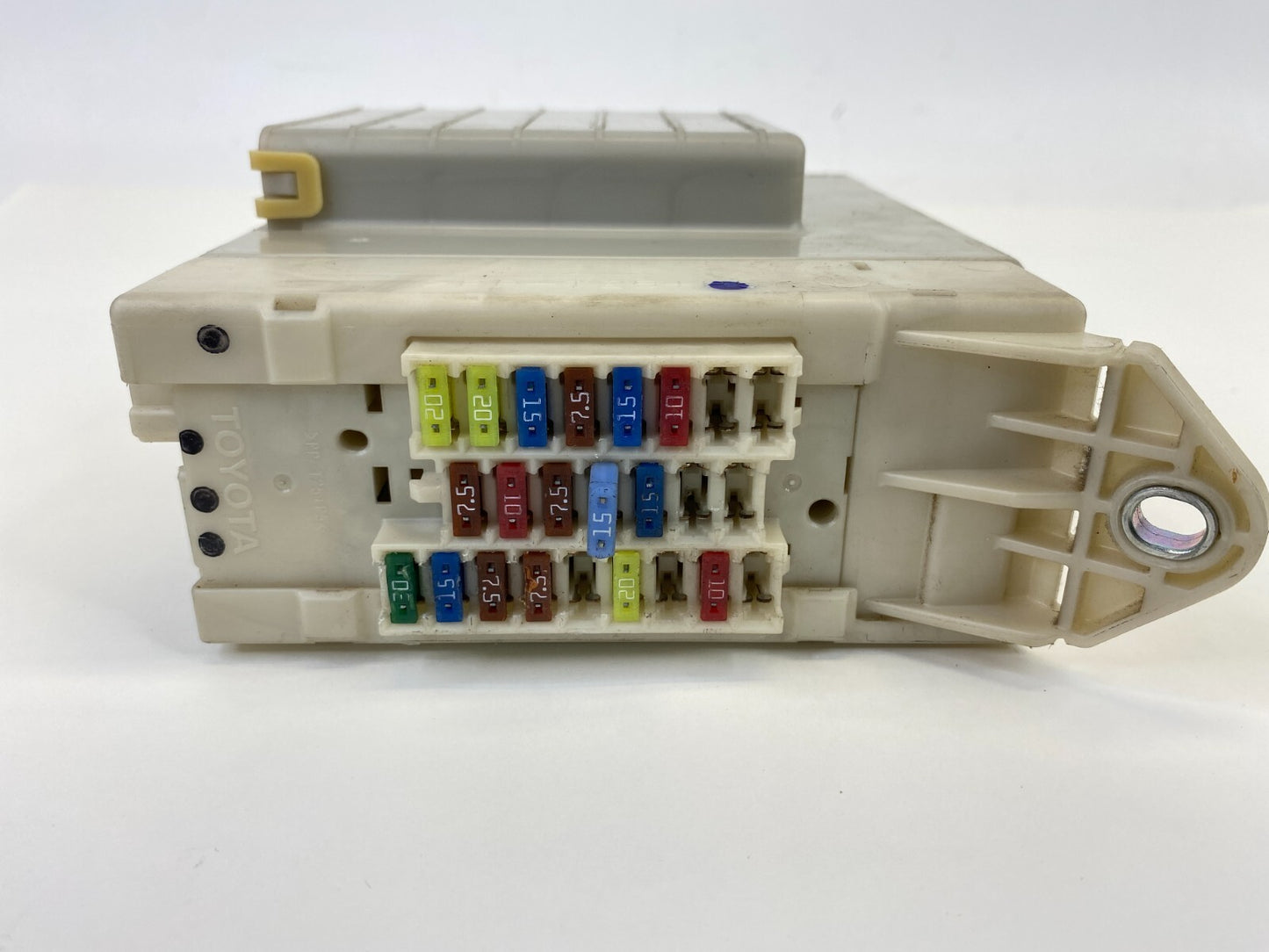 06-08 Lexus IS250 Dash Right Side Cabin Fuse Relay Junction Block 8273053040 OEM