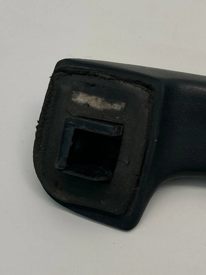 2002-2007 SATURN VUE FRONT RIGHT PASSENGER SIDE OUTER EXTERIOR DOOR HANDLE OEM