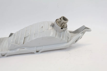 2016-2018 HONDA PILOT PASSENGER RIGHT BUMPER TURN SIGNAL PARKING LIGHT OEM