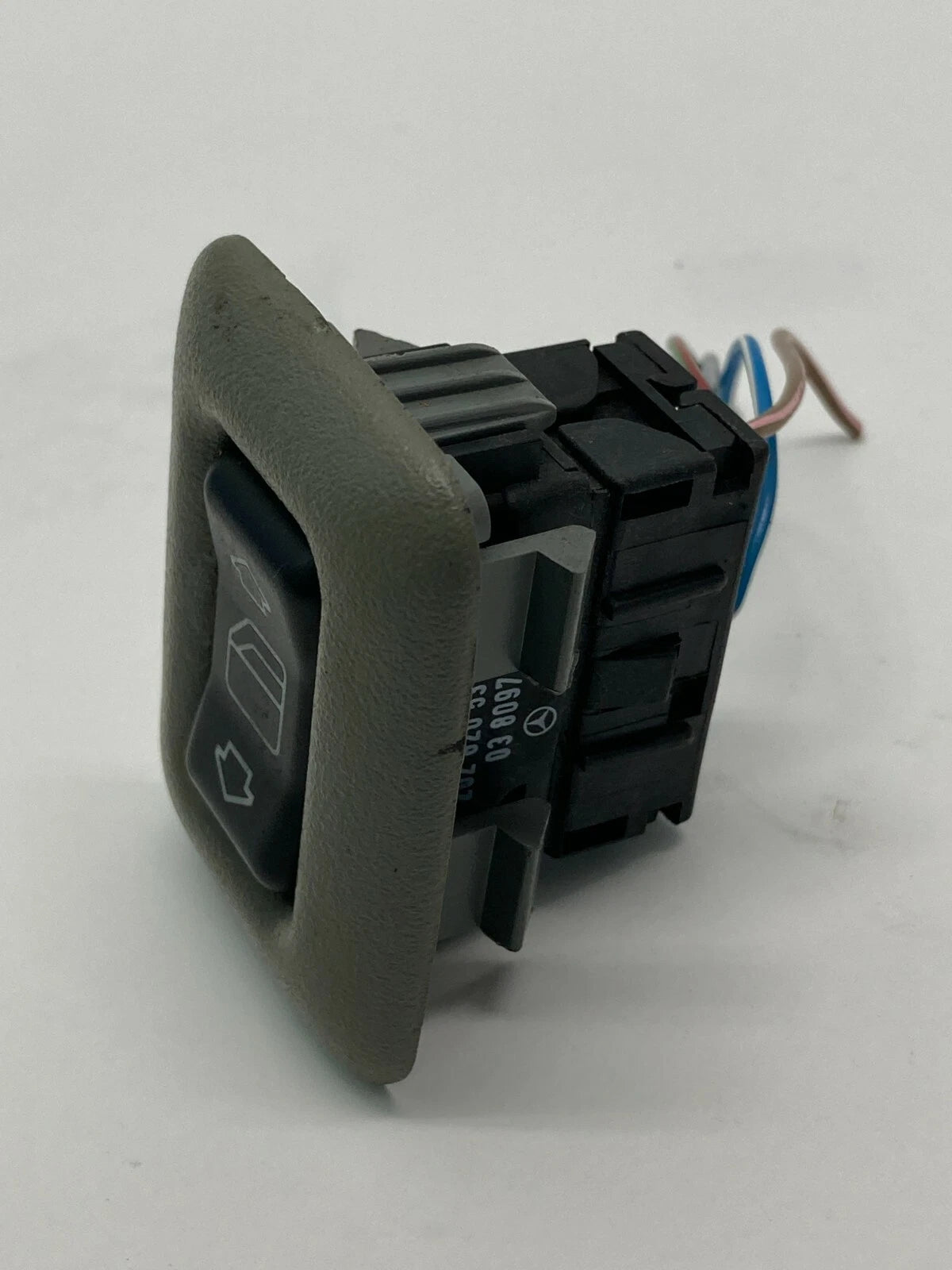 1994-1997 MERCEDES-BENZ C 280 REAR LEFT SIDE DOOR POWER WINDOW SWITCH OEM