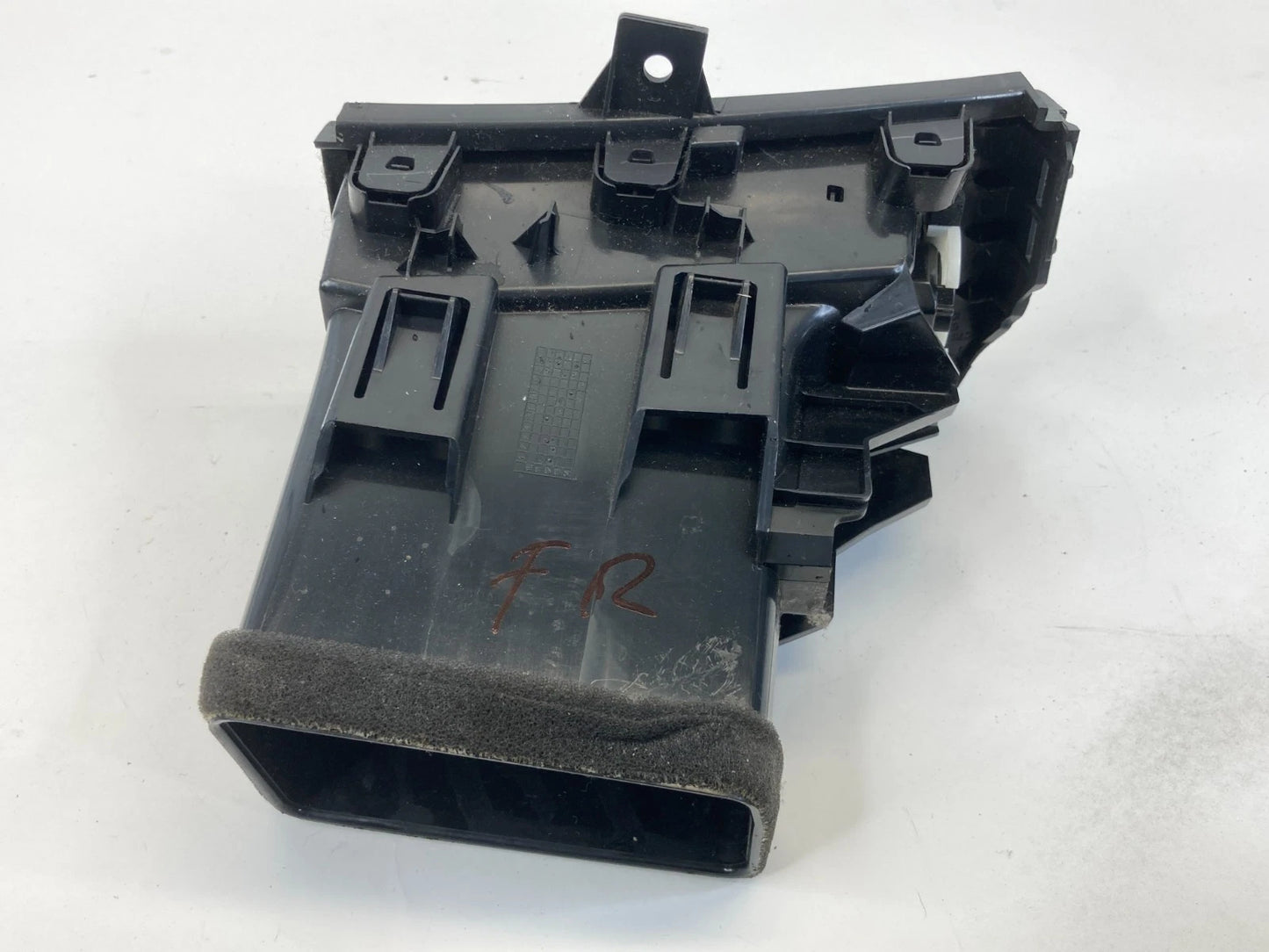 2011-2017 NISSAN QUEST DASH RIGHT AIR VENT OUTLET DUCT GRILLE 68760-1JA0A OEM