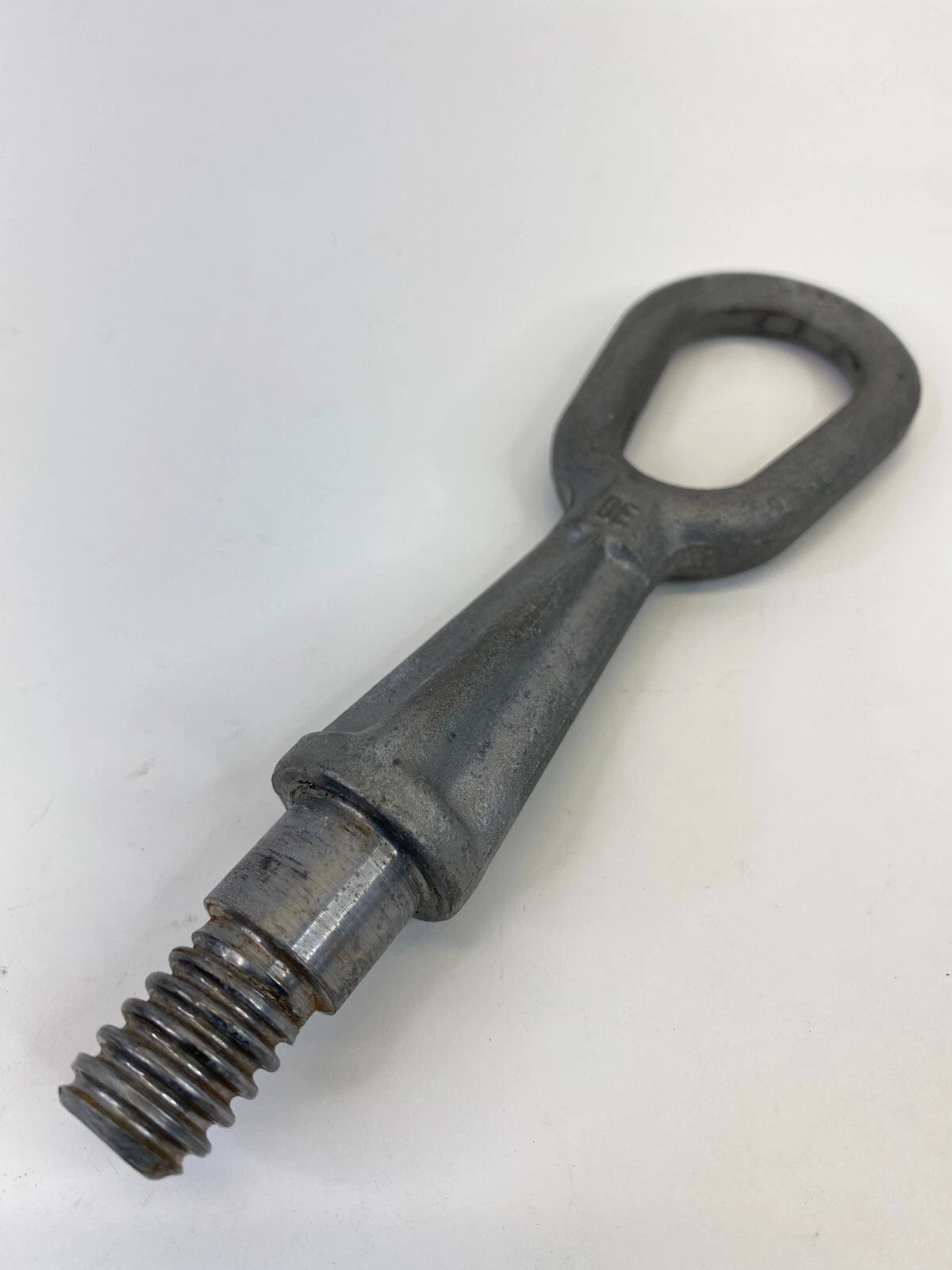 2007 2008 BMW 328XI BUMPER TOW TOWING HINGE EYE HOOK TOOL OEM