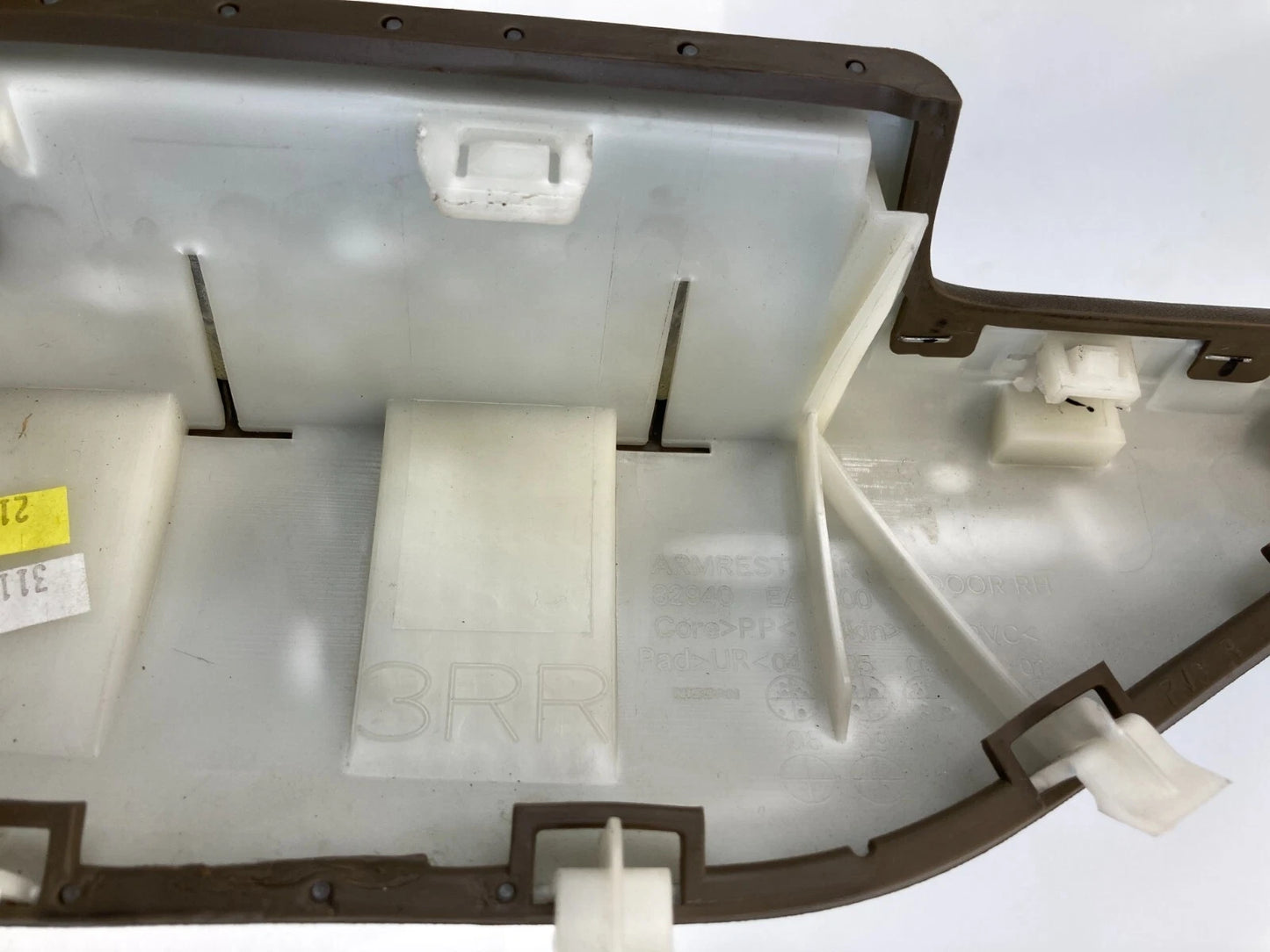 05-07 NISSAN PATHFINDER REAR RIGHT DOOR PULL ARMREST ARM REST PAD 82940-EA100