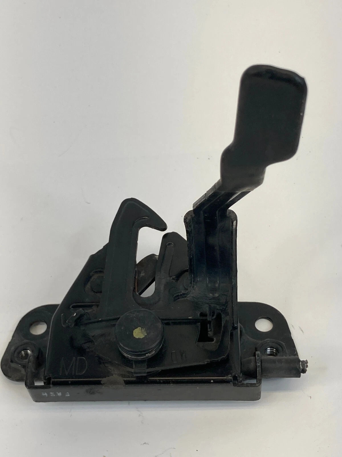2011-2016 11-16 HYUNDAI ELANTRA SEDAN HOOD LOCK LATCH RELEASE ACTUATOR OEM