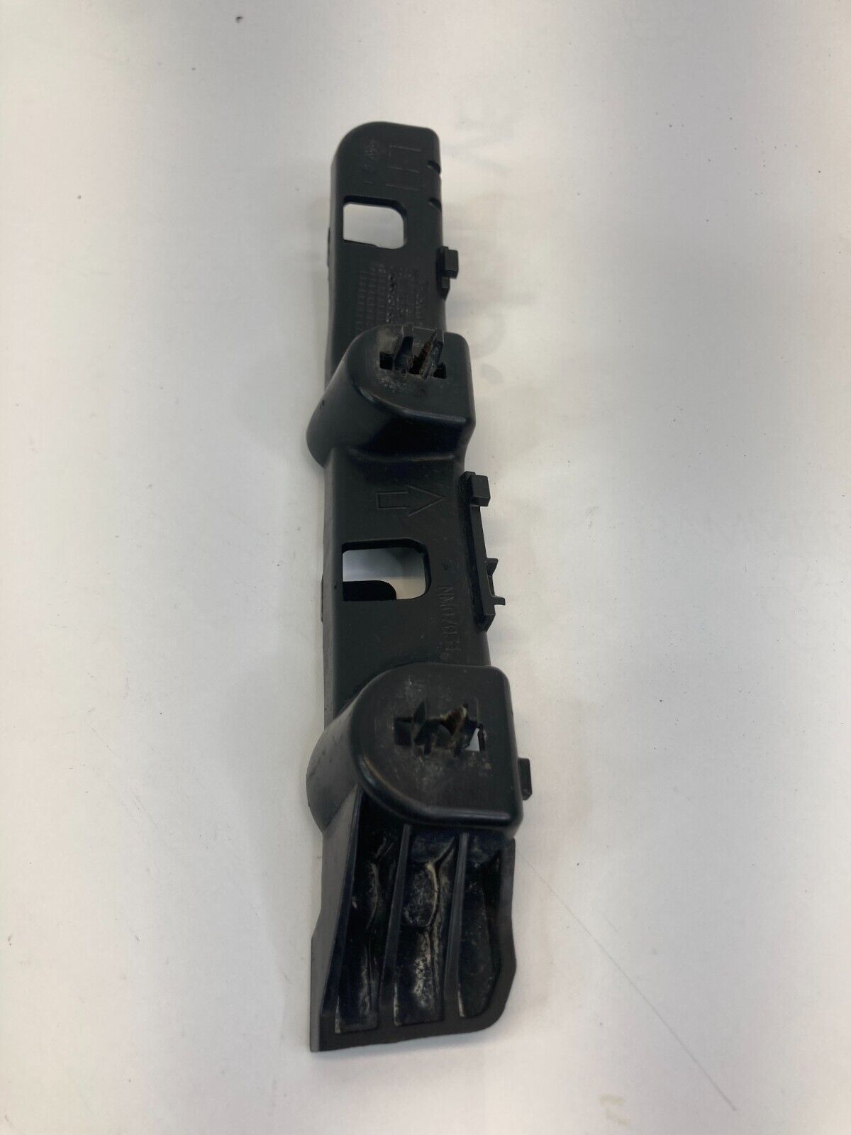 2007-2012 Nissan Altima Sedan Front Left Side Bumper Bracket 62221-JA000 OEM