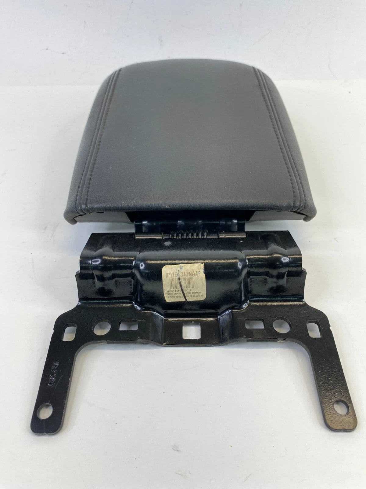 2013-2016 FORD ESCAPE CENTER CONSOLE ARMREST ARM REST LID TOP COVER OEM