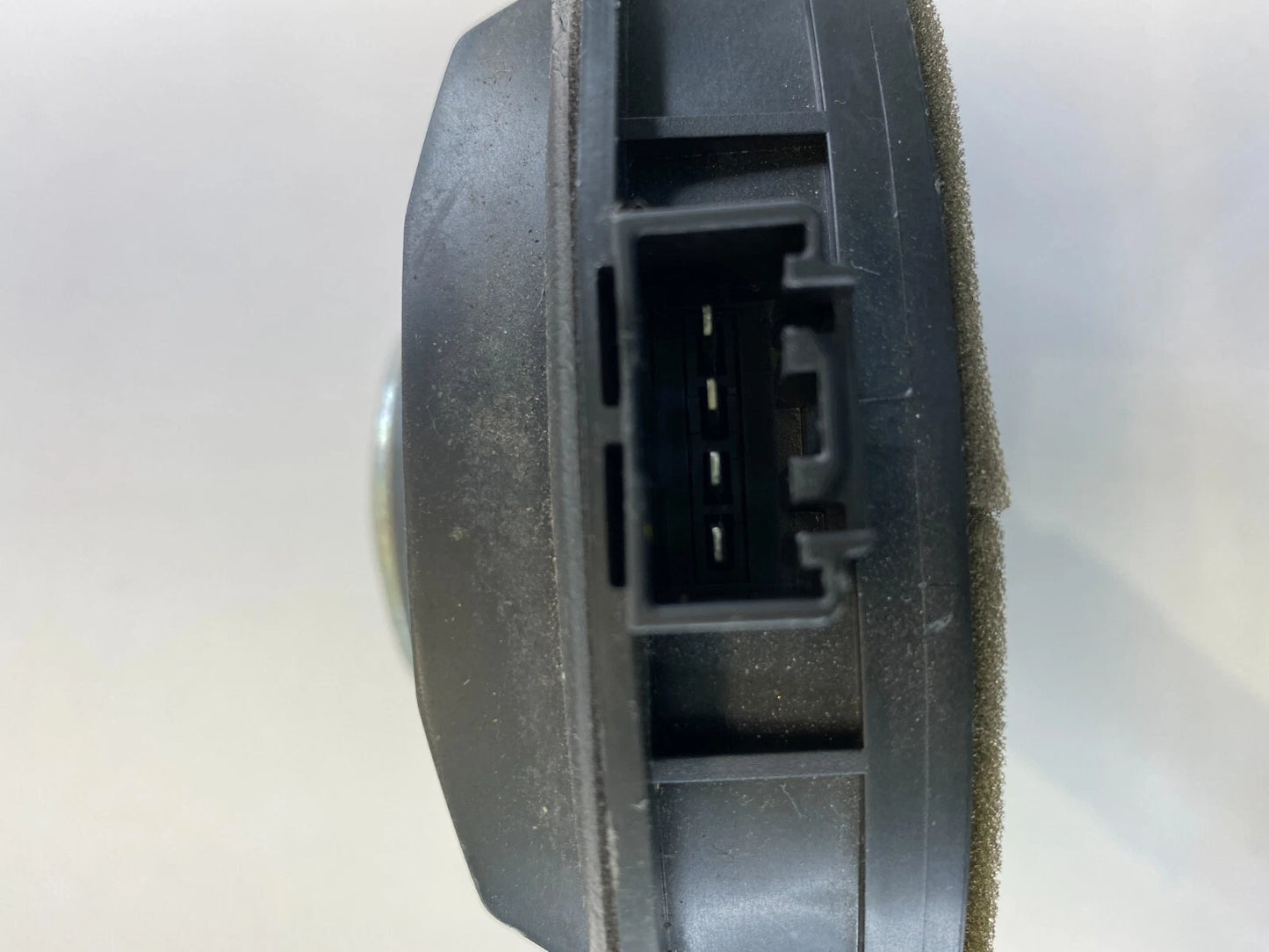 2012-2018 FORD FOCUS REAR RIGHT PASSENGER SIDE DOOR SOUND SYSTEM SPEAKER ASSY