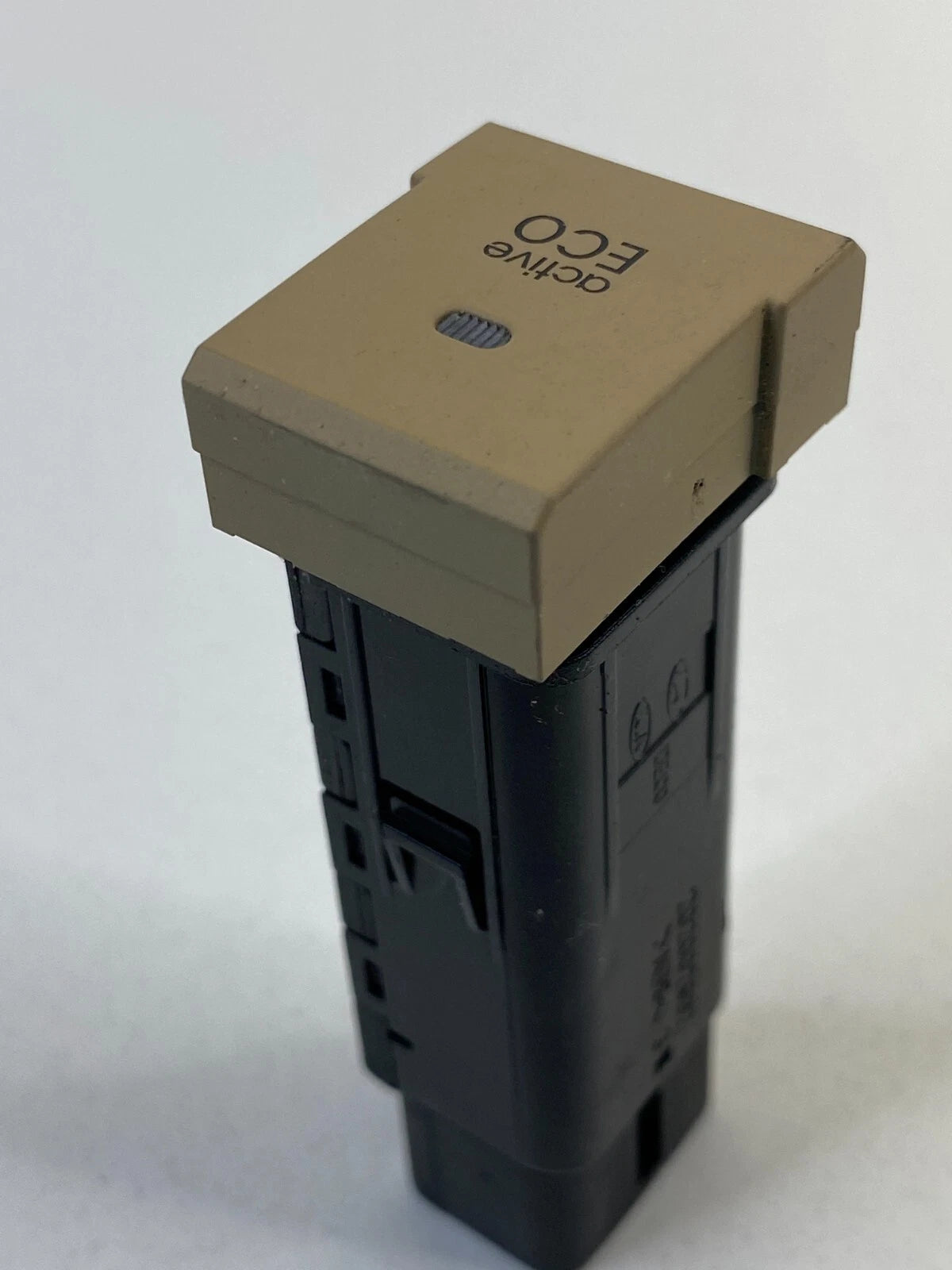 2011 2012 2013 2014 HYUNDAI SONATA ACTIVE ECO CONTROL SWITCH BUTTON 202002962