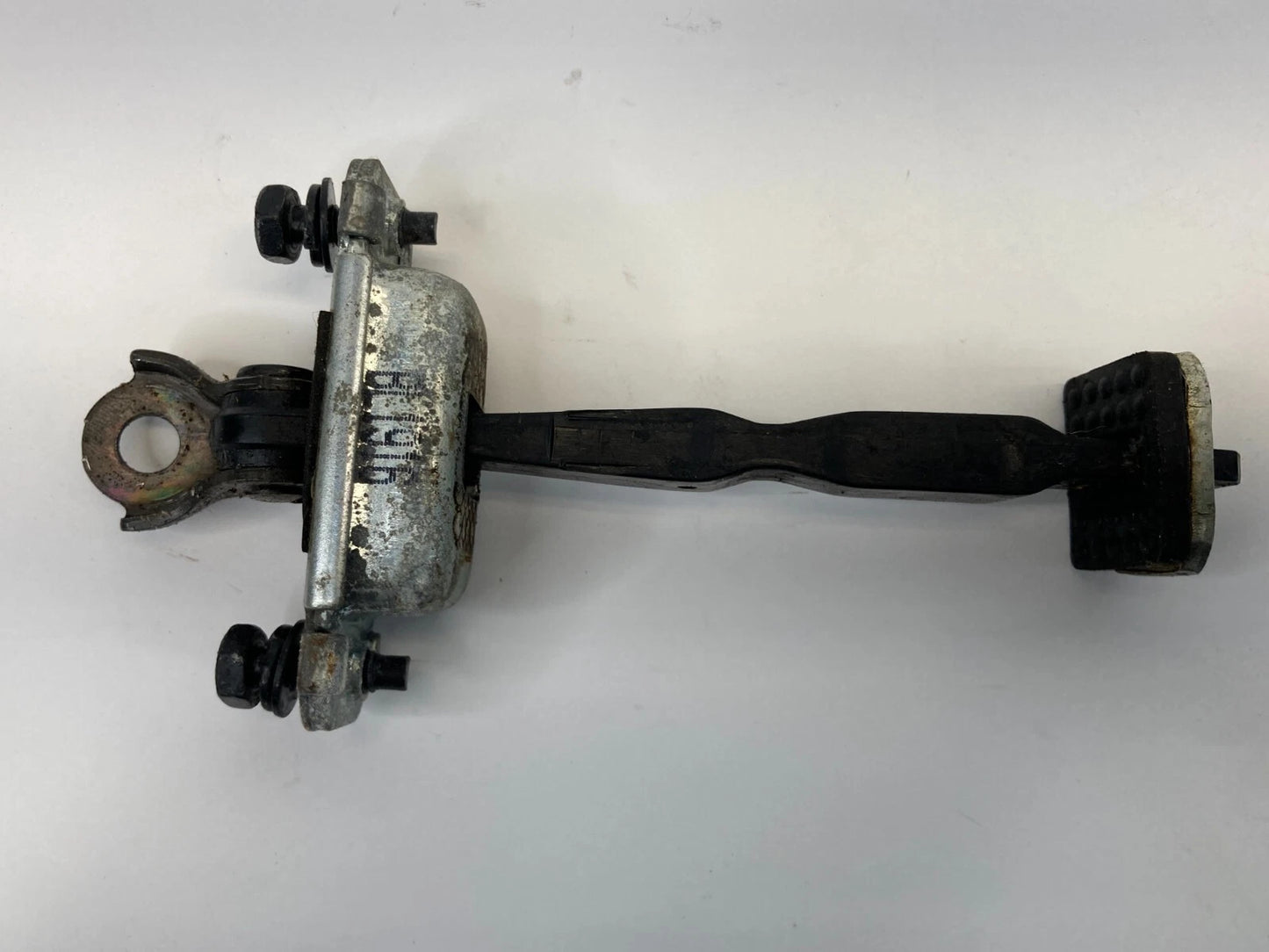 2006-2010 HYUNDAI SONATA FRONT RIGHT DOOR CHECK STOPPER CHECK STRAP HINGE ASSY