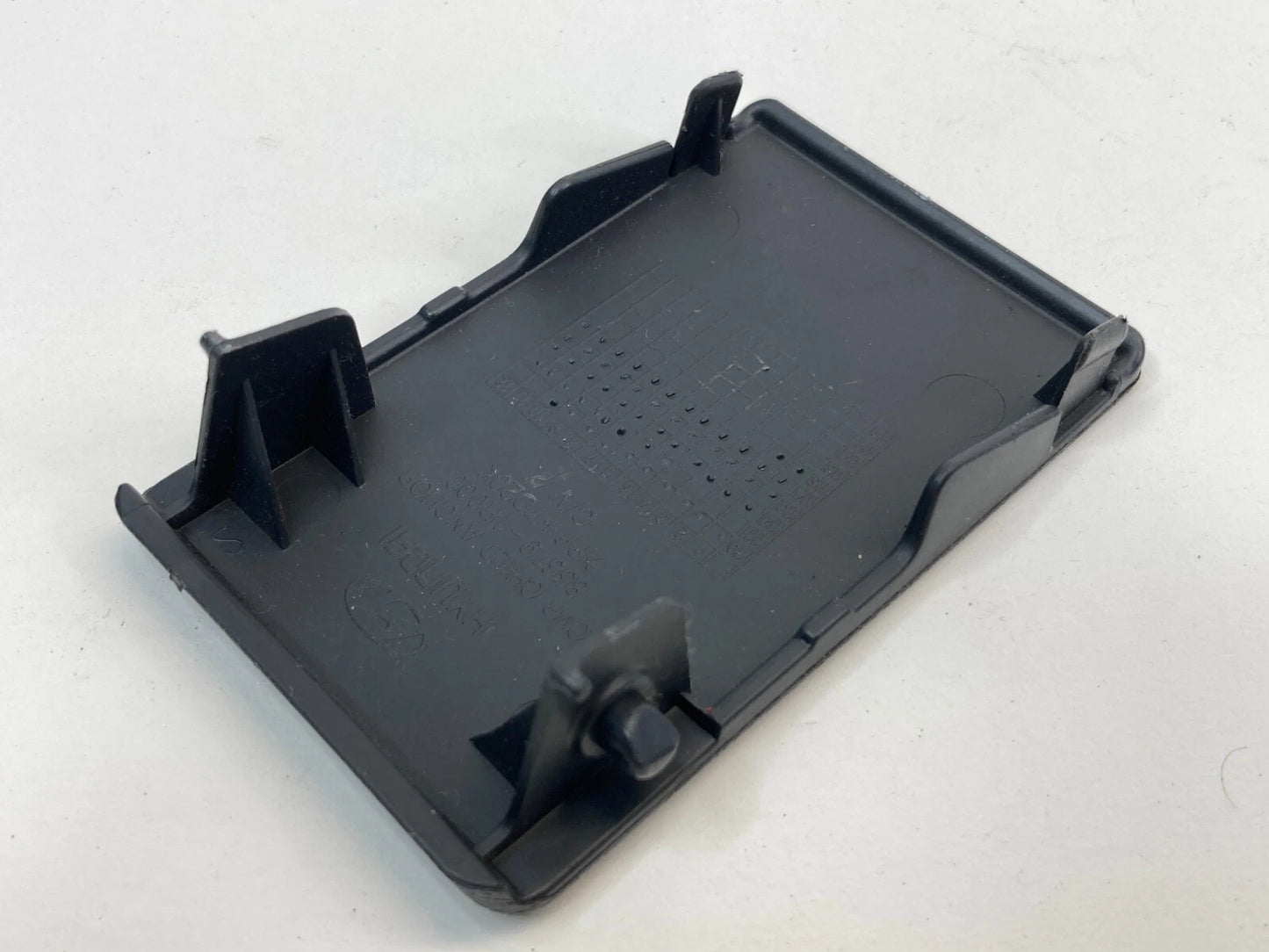 2012-2017 HYUNDAI ACCENT REAR SEAT CHILD SAFETY ANCHOR HOOK COVER TRIM BEZEL OEM