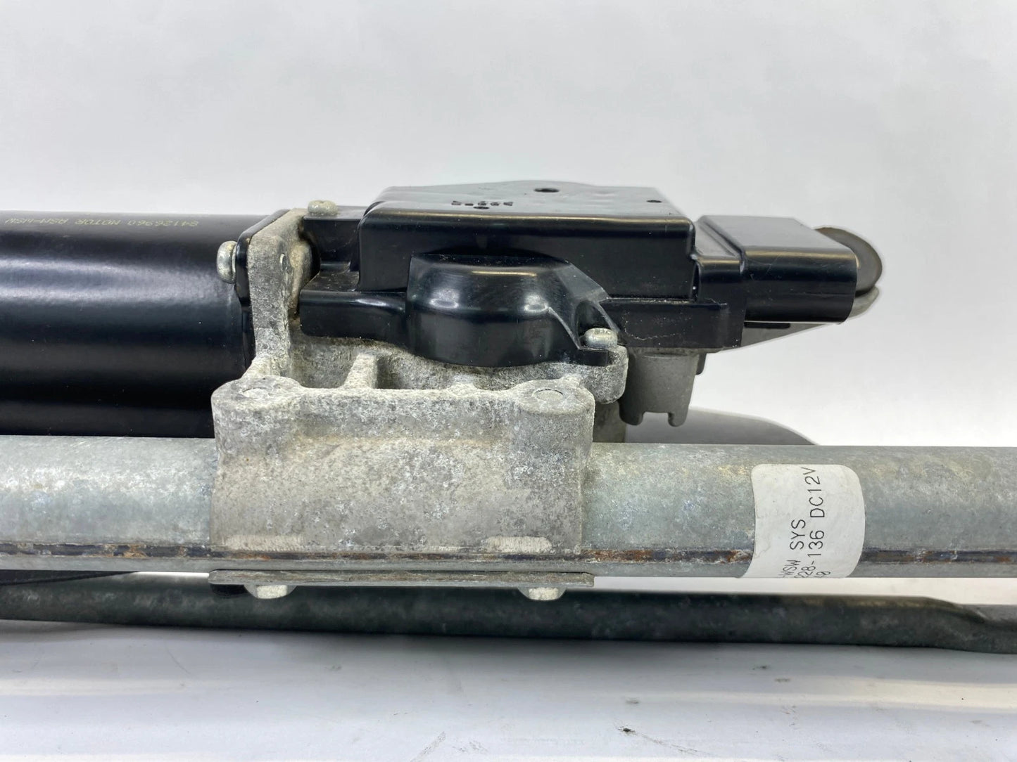 2010-2017 CHEVROLET EQUINOX WINDSHIELD WIPER MOTOR AT FRONT OEM FACTORY 84241847