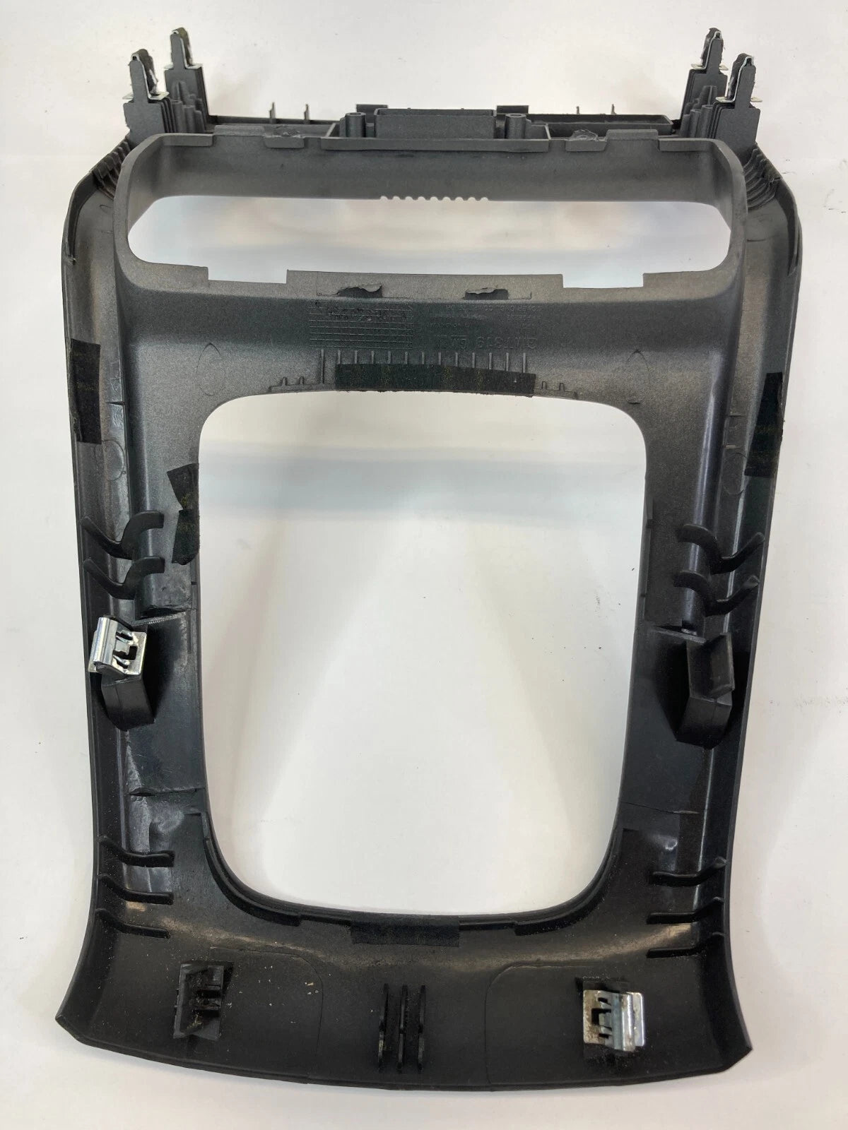 2008 2009 2010 SATURN VUE CENTER CLIMATE CONTROL BEZEL AC VENT TRIM PANEL COVER