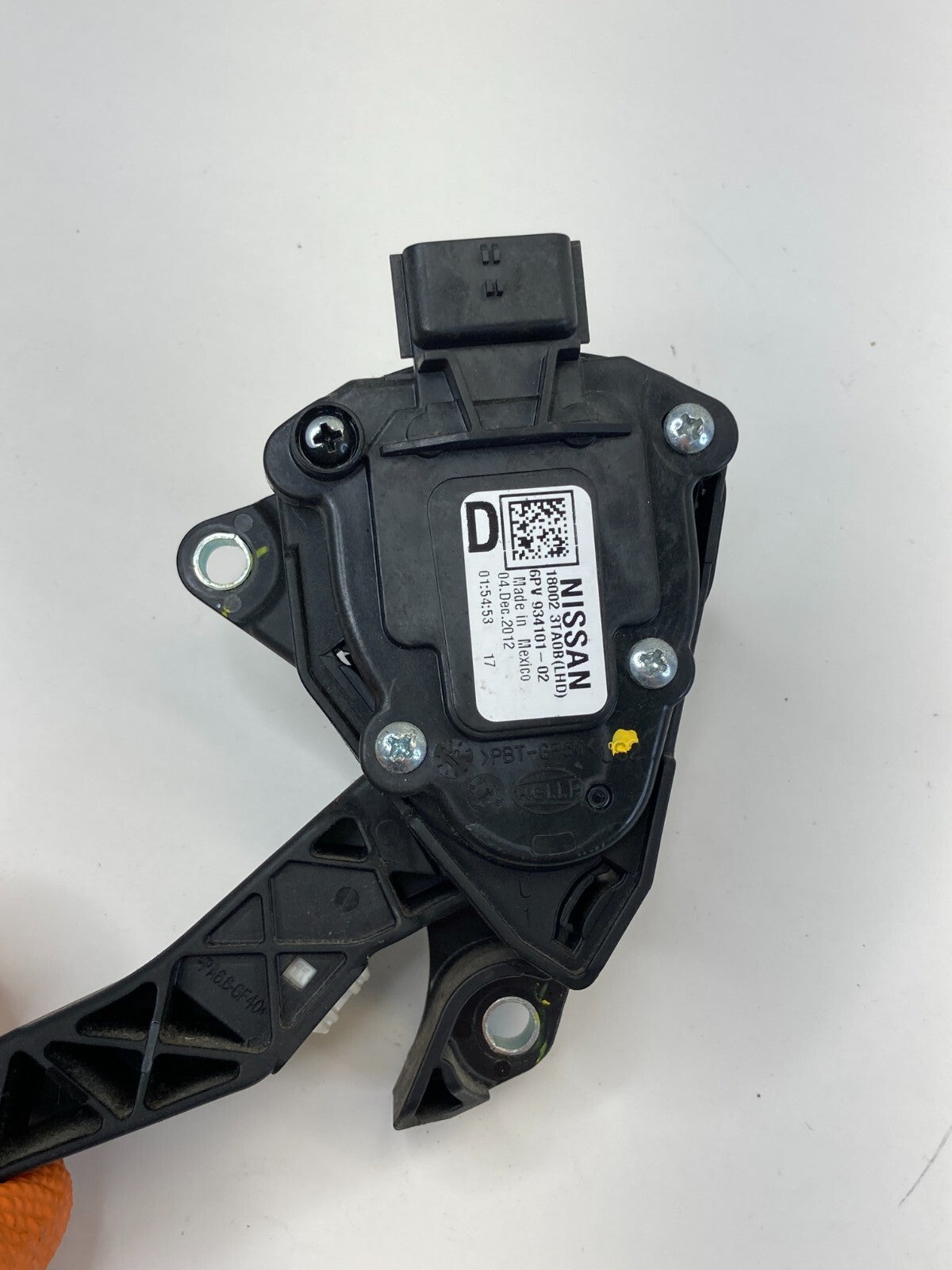 2013-2018 Nissan Altima Gas Accelerator Pedal Travel Sensor 18002-3TA0B OEM