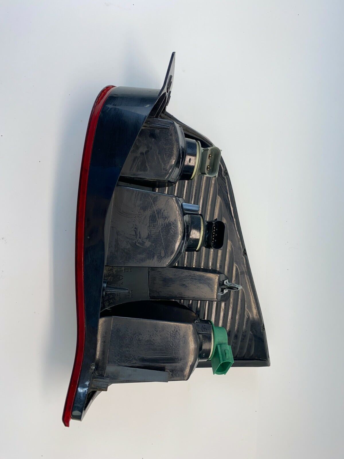 1999-2003 Ford Windstar Rear Left Driver Tail Light Taillight Lamp YF22-13B505-B