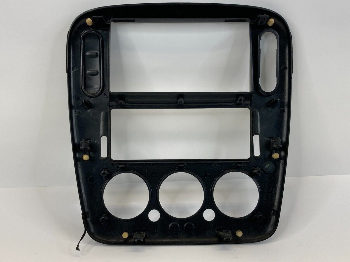 2002-2005 Ford Explorer SUV 4-DR Instrument Panel Center Radio Bezel Cover Trim