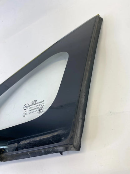 2012-2017 KIA RIO LEFT FRONT WINDSHIELD PILLAR VENT GLASS WINDOW DRIVER LH OEM