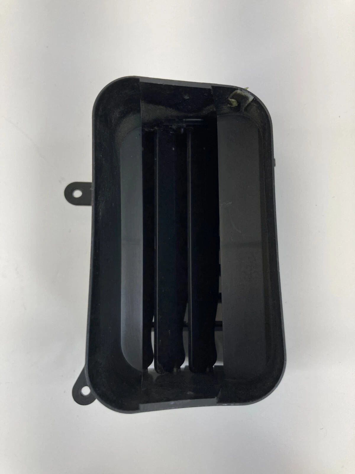 08-10 CHRYSLER TOWN & COUNTRY DASH CENTER RIGHT AC AIR VENT GRILLE 05028728-AA