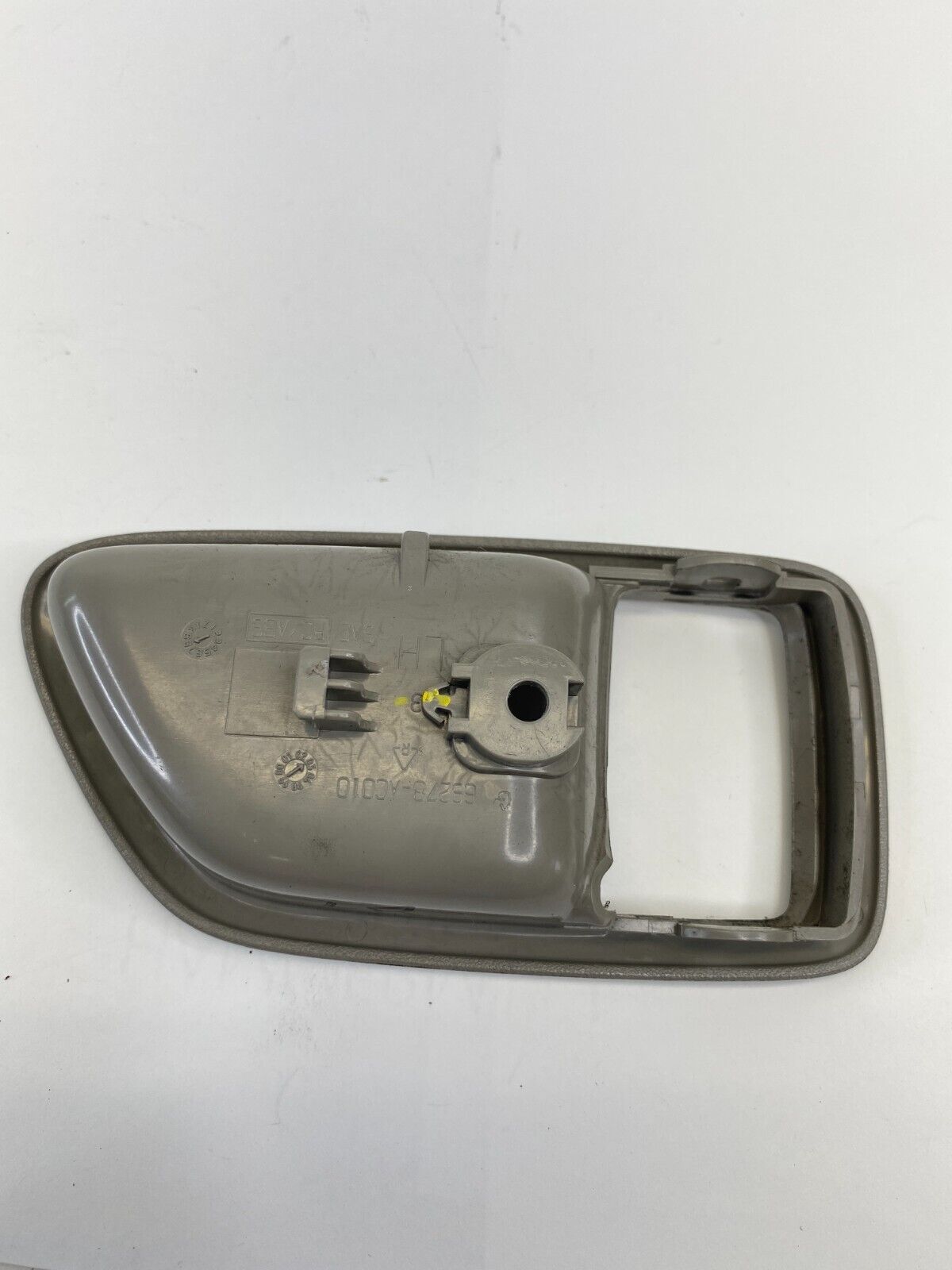 2001-2004 Toyota Sequoia Rear Left Side Interior Door Handle Bezel 69278-AC010