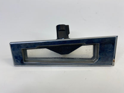2005-2011 Cadillac STS Rear Right Trunk License Light Lamp Assembly OEM