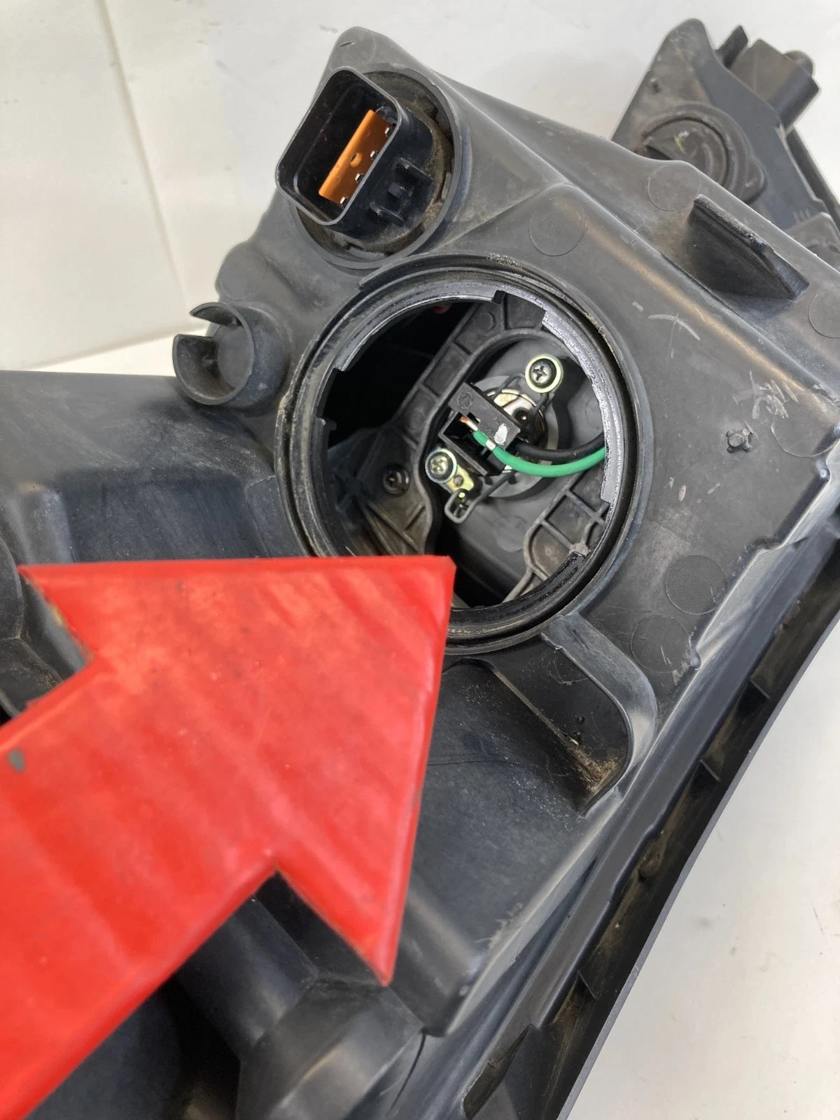 2014 2015 Kia Optima Right Passenger Side Headlight Headlamp Halogen OEM