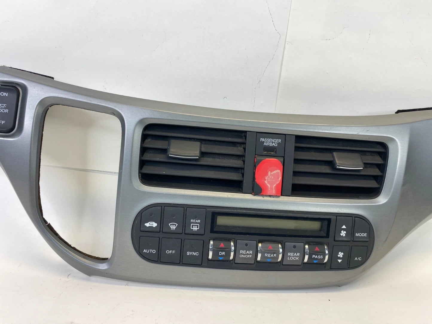 05-10 HONDA ODYSSEY DASH CLIMATE CONTROL PANEL A/C VENT W BEZEL 77250SHJA220 OEM