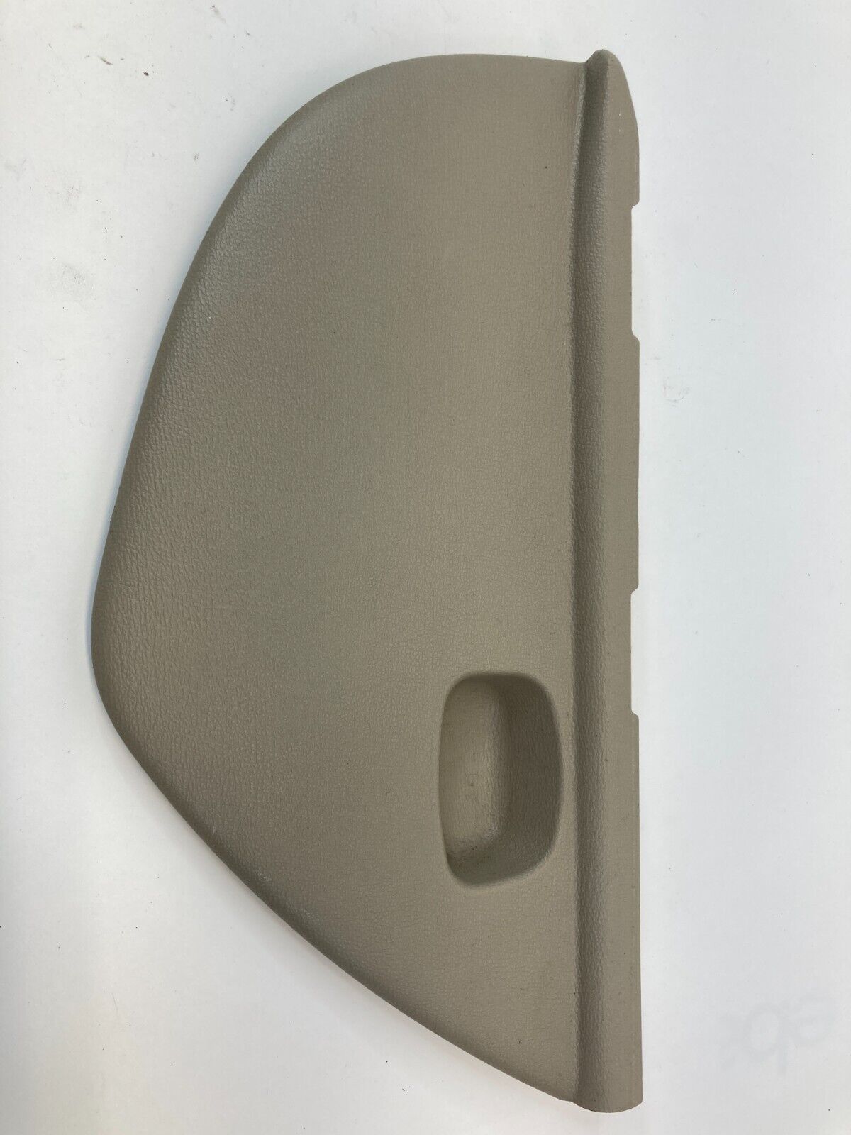 07-10 Hyundai Elantra Sedan Dash Right Passenger Side End Cap Cover 84718-2H000